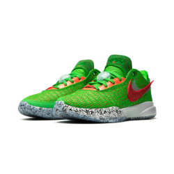 Nike LeBron 20 - Légèreté et Respirabilité