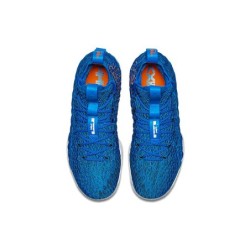 Nike LeBron 15 - Système de Ventilation Active Respirant